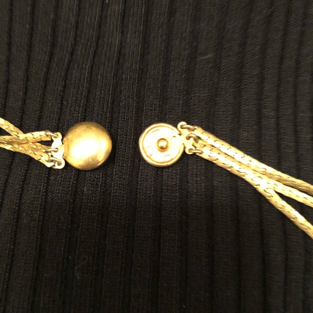NECKLACE - Picture 4 of 5